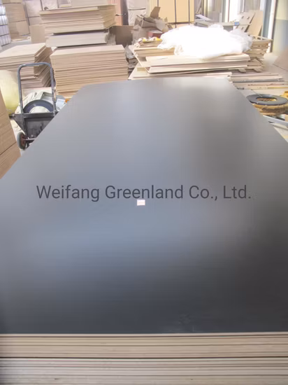 Pannello MDF melaminico con venature del legno o design in tinta unita, finitura opaca, finitura goffrata